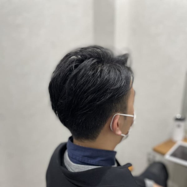 七三ナチュラルショート|錦糸町髪質改善個室型美容室 Rounds by LIEN