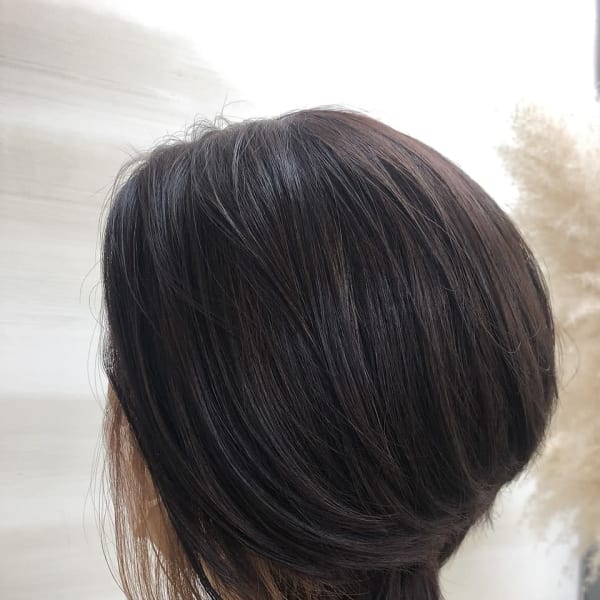 脱白髪染めショートスタイル|トレボープルミエ 聖蹟桜ヶ丘店