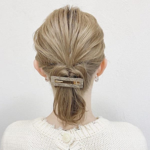 ダウンポニーお呼ばれヘア