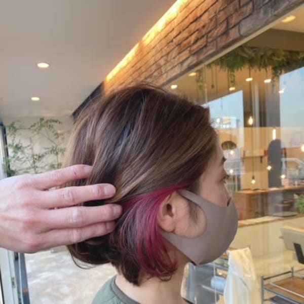 ステップボーンカットショートボブ