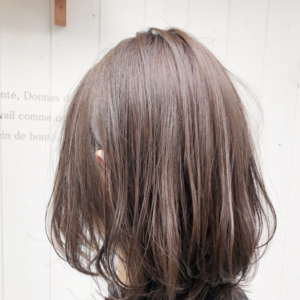 ラベンダーカラーの艶ピンク