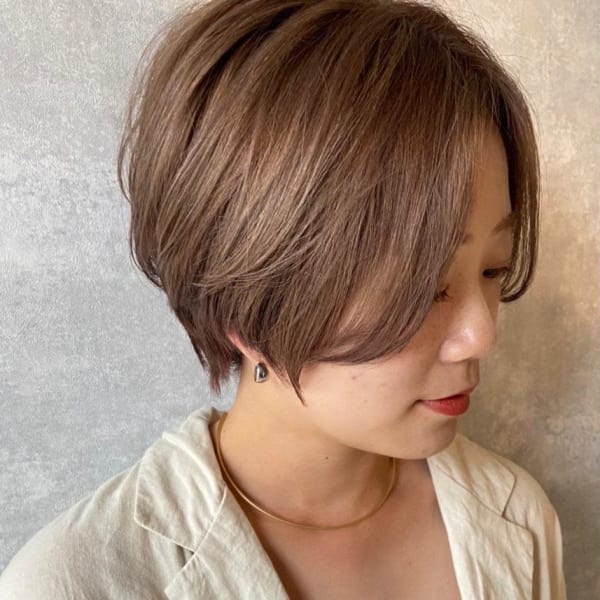 ヌーディベージュ/束感ショート♪