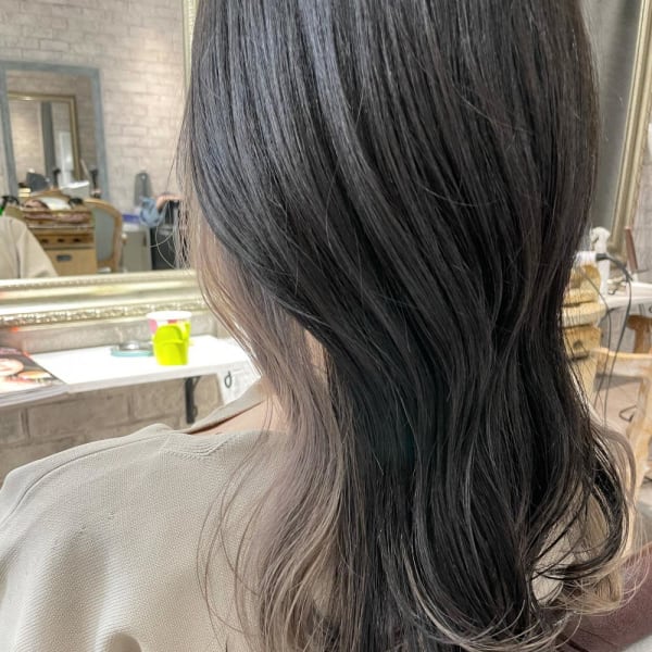 ミルクティーグレージュ/グレージュ/インナーカラー