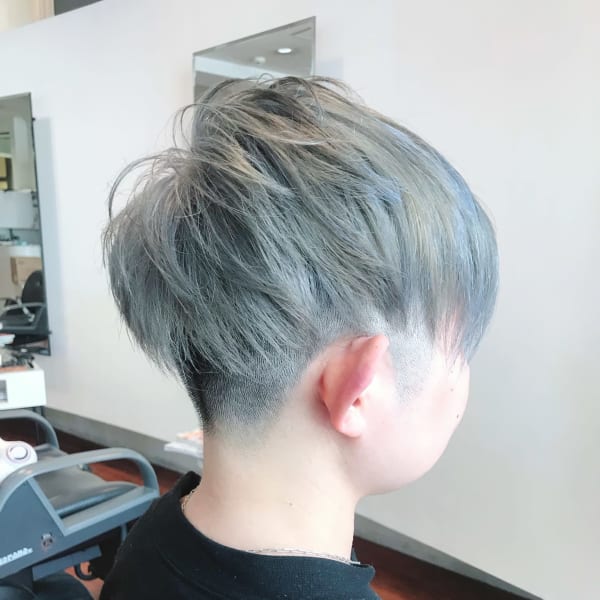 ハードツーブロックシルバー