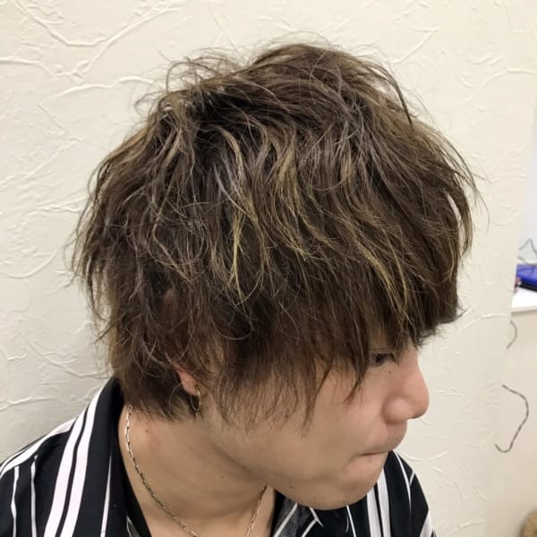 メンズハイライト×無造作パーマ
