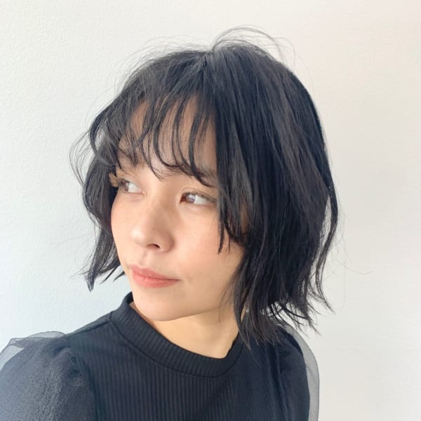 ウルフ風ミニボブ