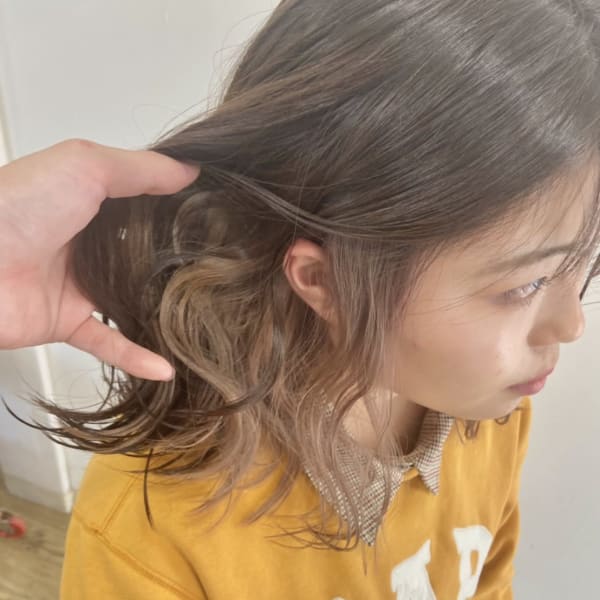 10代20代★大人可愛い★ゆるふわ巻き髪インナーカラー|美髪・髪質改善arose荒尾店