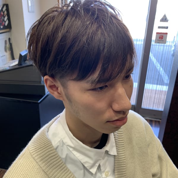 耳かけツーブロック|美容室 ロゼッタ