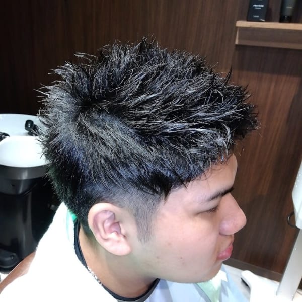 ベリーショートツーブロスタイル