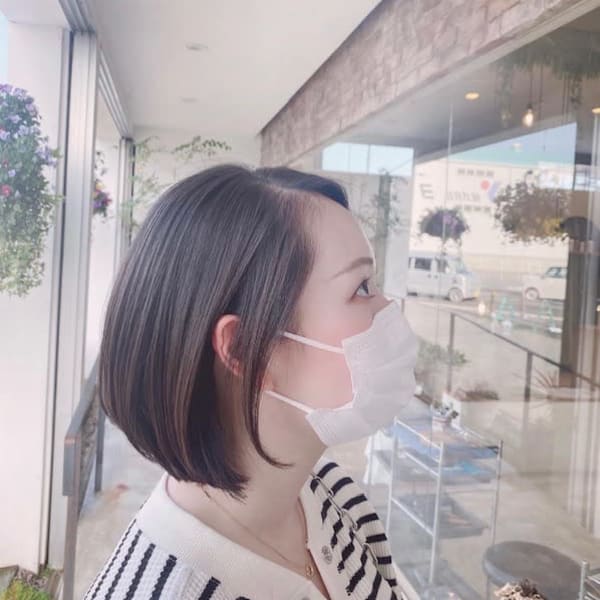 小顔補正立体カットボブスタイル
