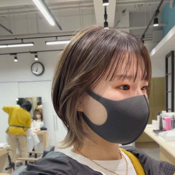 ショートボブウルフ×インナーカラー