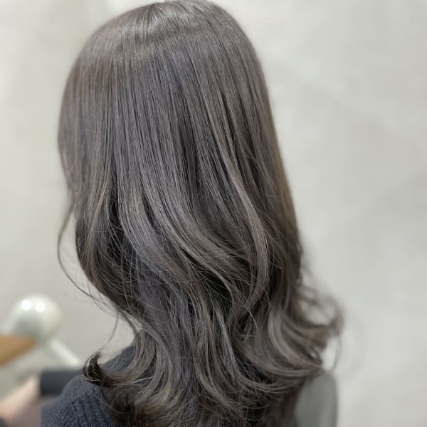 スターダスト・グレイ|錦糸町髪質改善個室型美容室 Rounds by LIEN