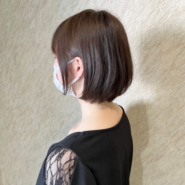 ショートボブ