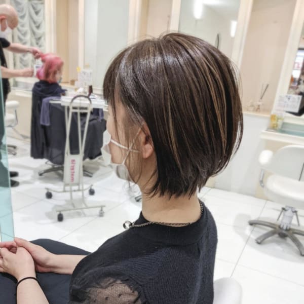 脱白髪染め前下がりショートボブ【AVENIR我孫子】