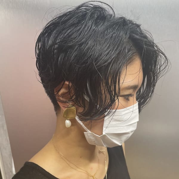 【奏子】刈り上げ前下がりショート