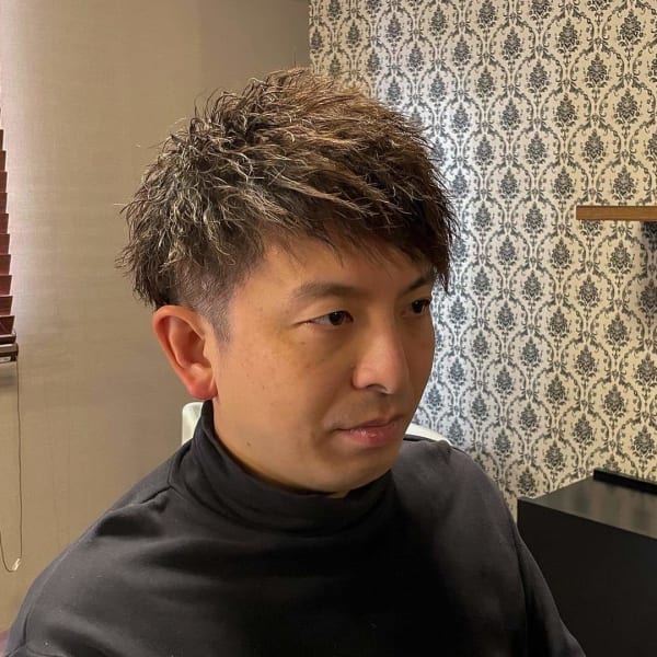 ツイストパーマスタイル|【メンズヘアサロン】SiGN