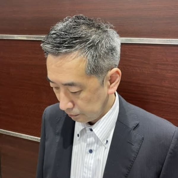 洗練された1ランク上の大人のベリーショート/50代/60代