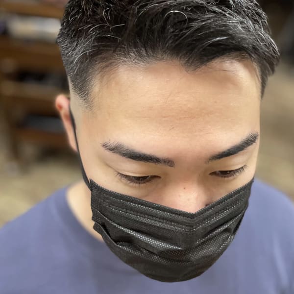 スキンフェードカット♢メンズショート|carna hair