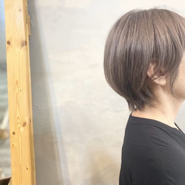 白髪も染まるパールベージュカラー