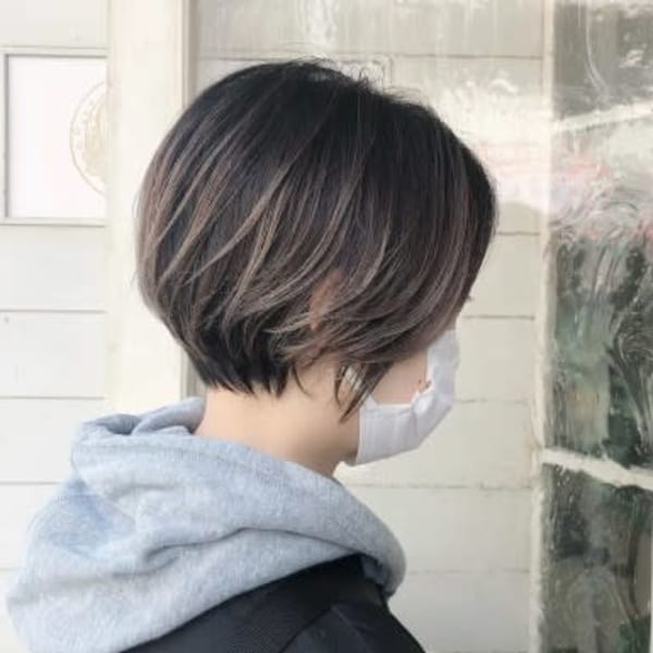 ショートボブインナーカラーバレイヤージュカラー梅ヶ丘豪徳寺