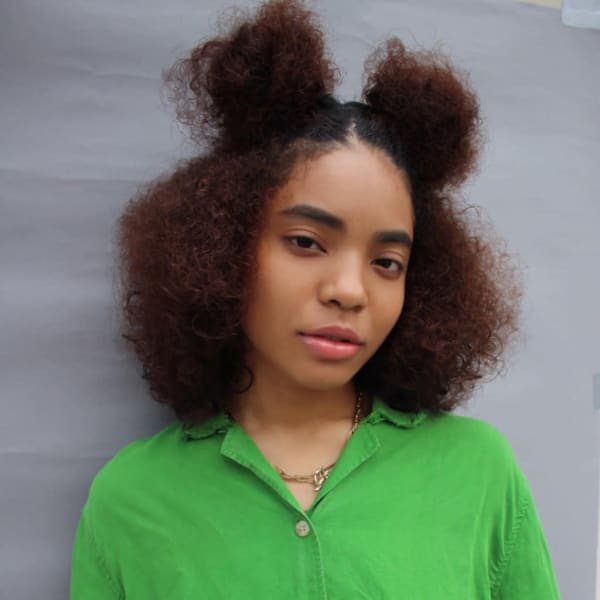 ツインおだんごヘア