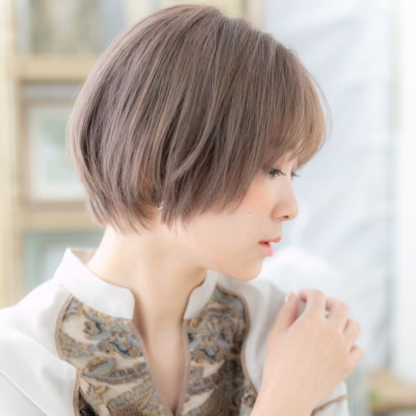 大人ハイライトシースルーバングボブショート ニュアンスカラ