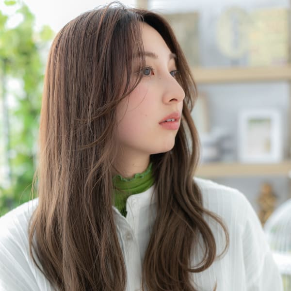 かきあげ前髪大人かわいい小顔ウェーブ巻き　ヘルシースタイル