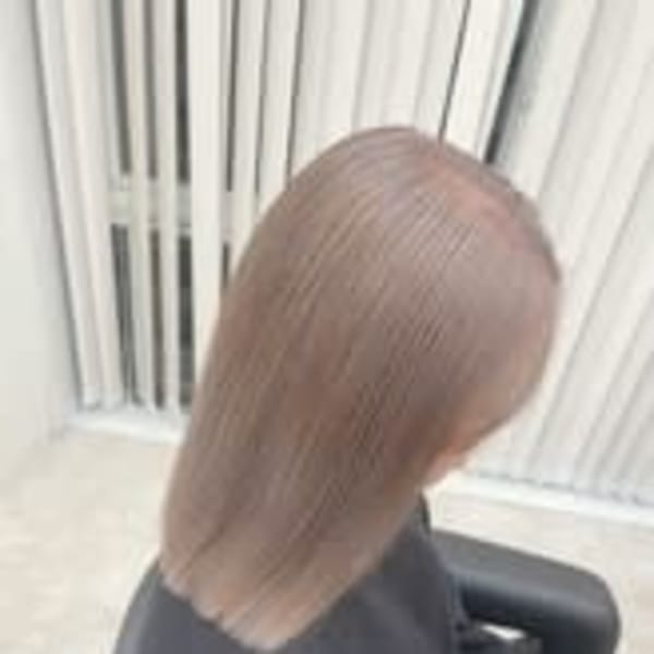 ミルクティーベージュ