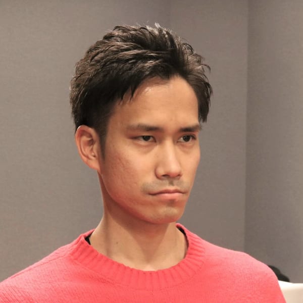 ツーブロックショートスタイル