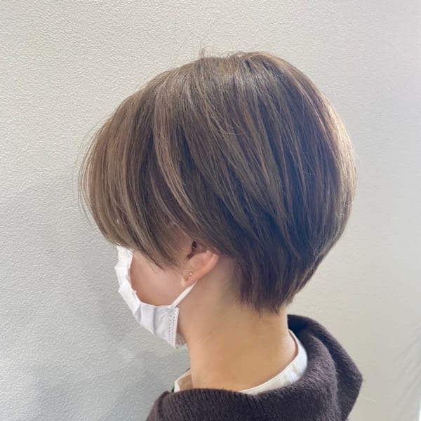 大人丸みショートボブ×シアーベージュ