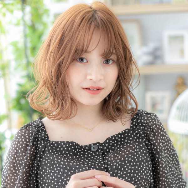 くせ毛風ウェットヘア小顔フレンチガーリー ヘルシースタイル