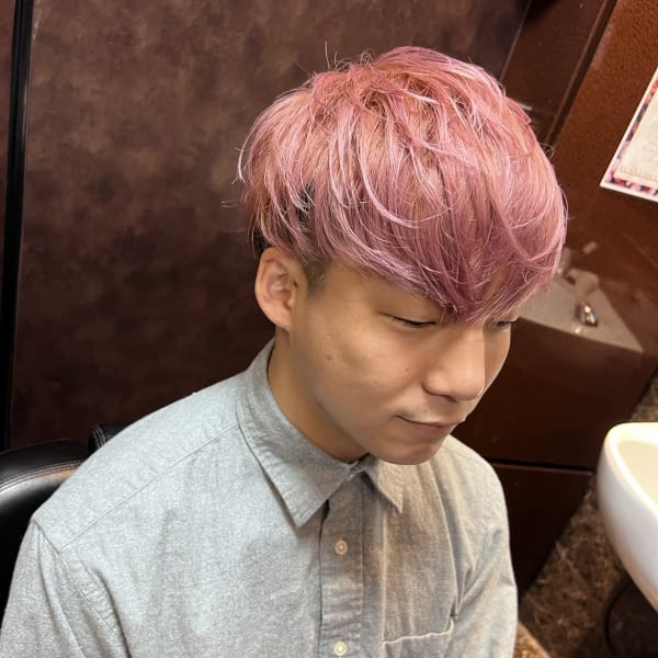 春夏抜群のピンクカラー！カラーマッシュでエモさMAX