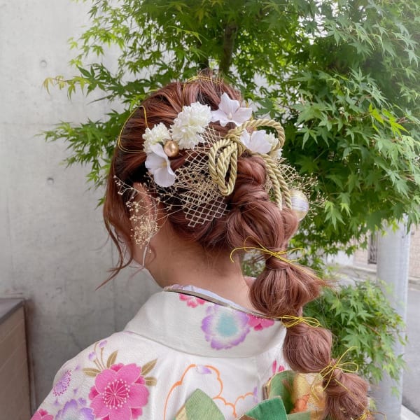 ロングを活かした玉ねぎヘアアレンジ