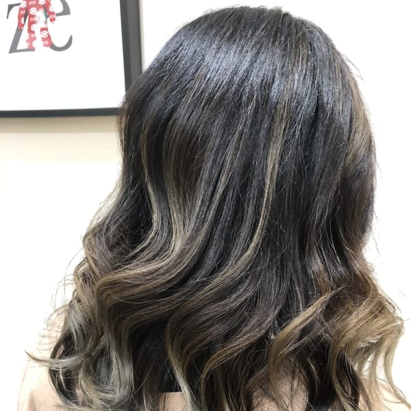 バレイヤージュアッシュグレージュ