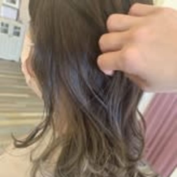 イルミナカラー×インナーカラー×グレージュ