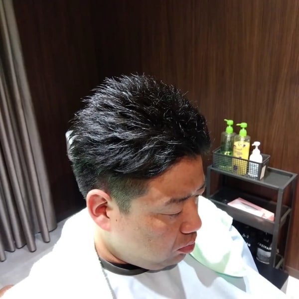 ショートアシメツーブロックスタイル|Healing&barber Rete-Lu 理容室｜若林区