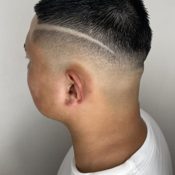 スキンフェード×ボウズ×バリアート