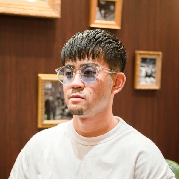 ナチュラルクロップスタイル前髪が長めのナチュラルなクロップス