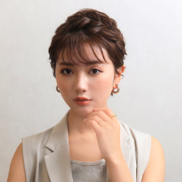ショートでも編み込みアレンジヘア