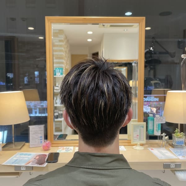 《ツーブロック＆刈り上げでサッパリ》Ash高津店