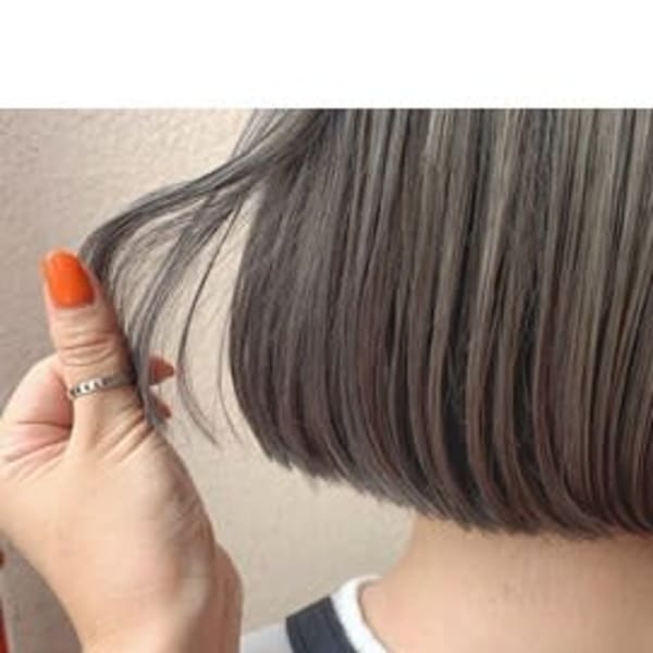 【W-ワット-原宿店】スケルトングレージュ