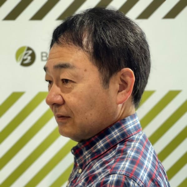 大人のショートスタイル