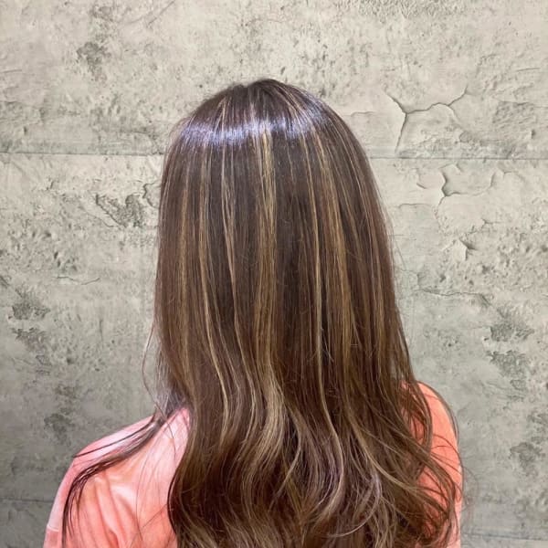 ハイライト　ベージュ