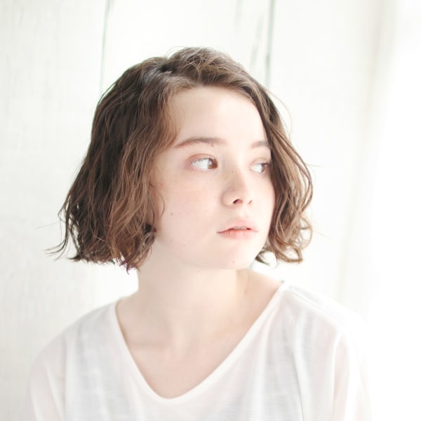 フワくしゃウェービースタイル|LUXIA