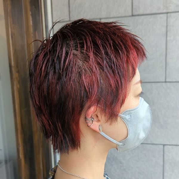 夏にオススメ!耳出しショートカット!ブリーチレッドカラー!