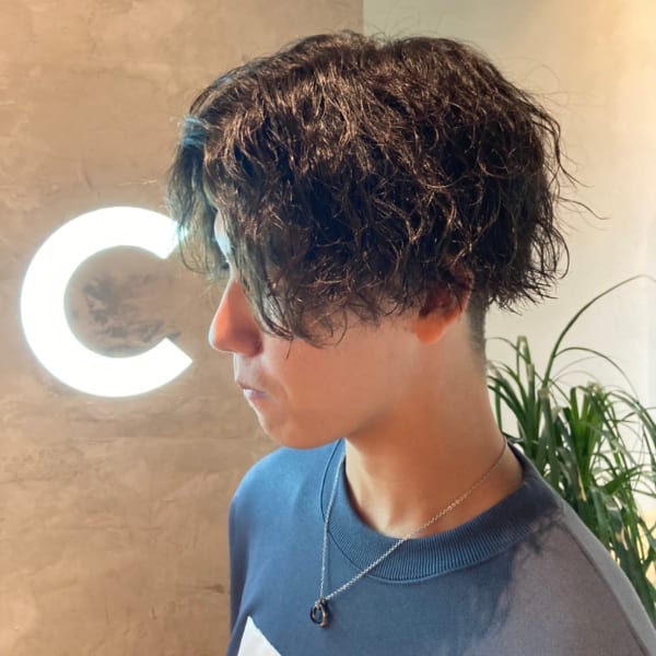 前下がりセンターパートミディ×ツイスパ