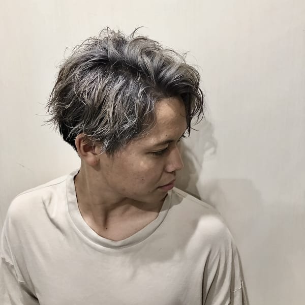 シルバー ホワイト カラー ハイトーンカラー