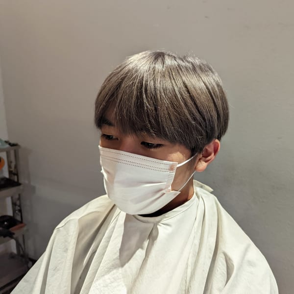 BLEACH 1回で作るメンズグレージュヘア