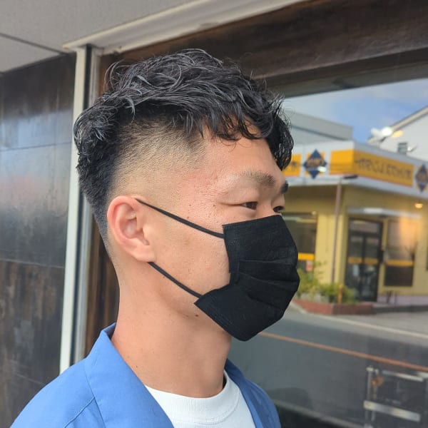 夏にオススメのフェードパーマ