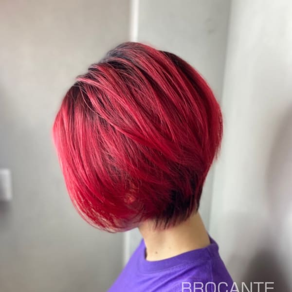 ダークルーツ 赤髪 ショートボブ wカラー ケアブリーチ 